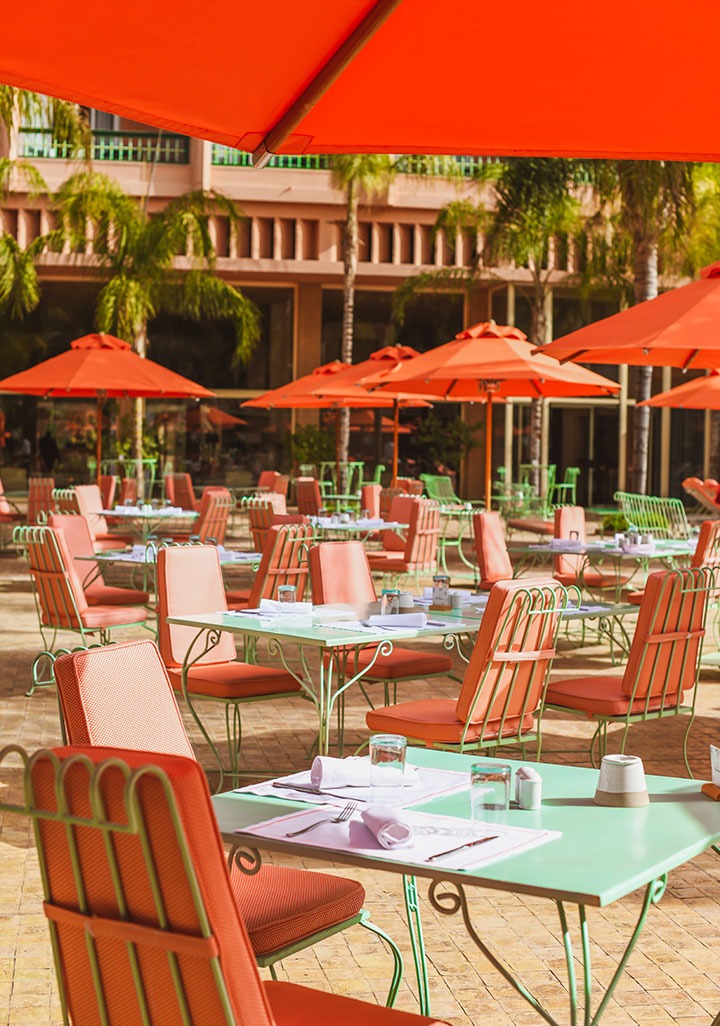 Restaurant autour de la piscine du Es Saadi