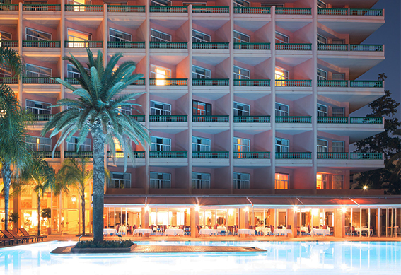 hotel-piscine-nuit-marrakech